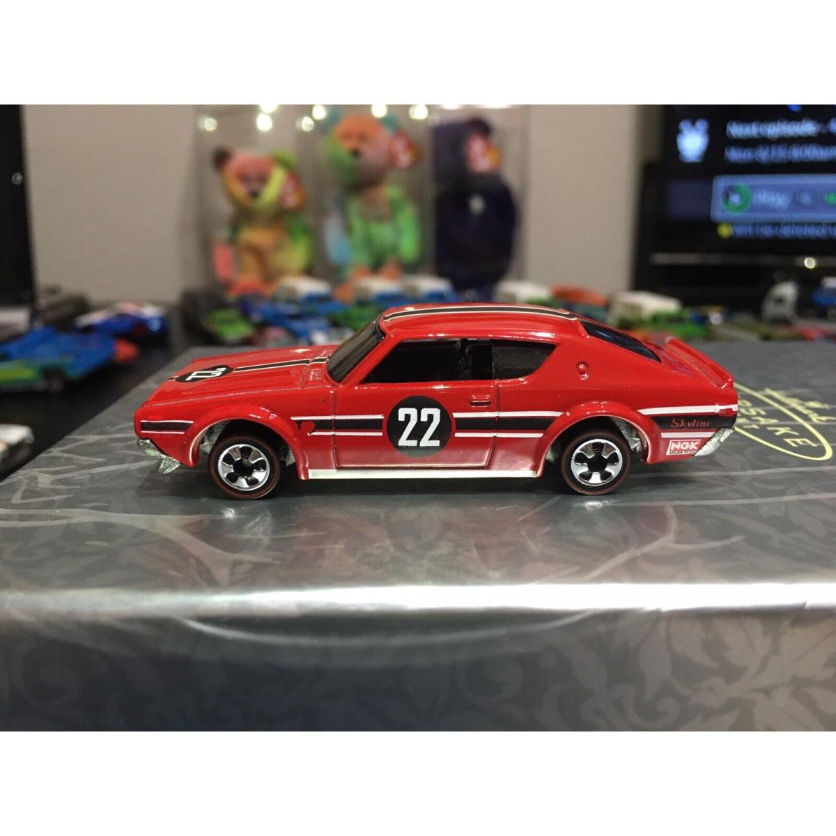 Hot Wheels Redline Red Nissan Skyline 2000GT-R 1:64 Scale. Custom