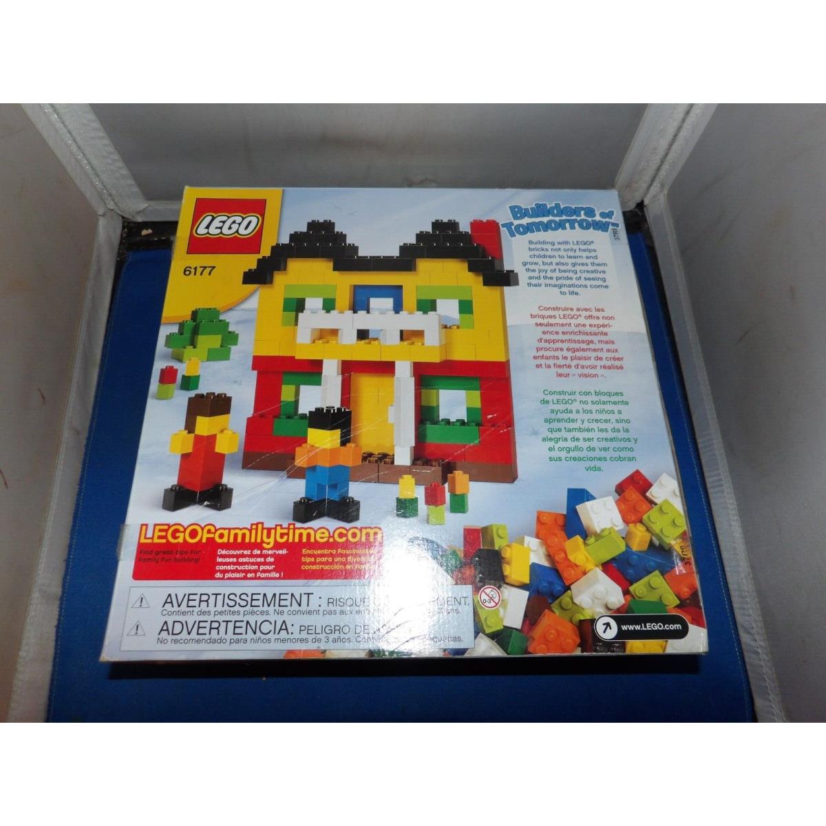 Lego Bricks and More: Basic Bricks Deluxe 6177