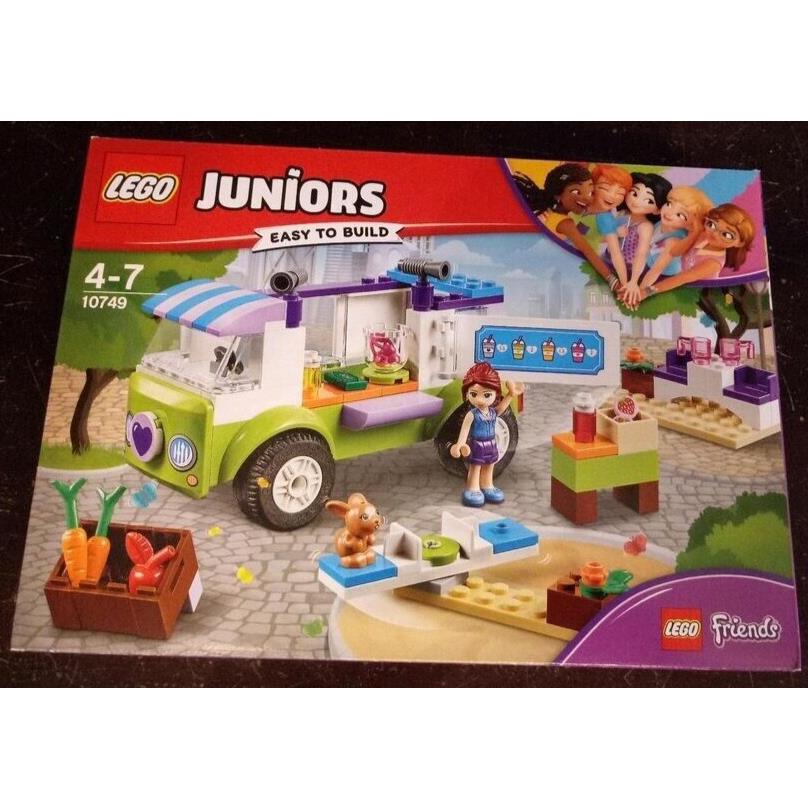 Lego Juniors Mia`s Organic Food Market 10749 Toy Building Kit 115 Pcs