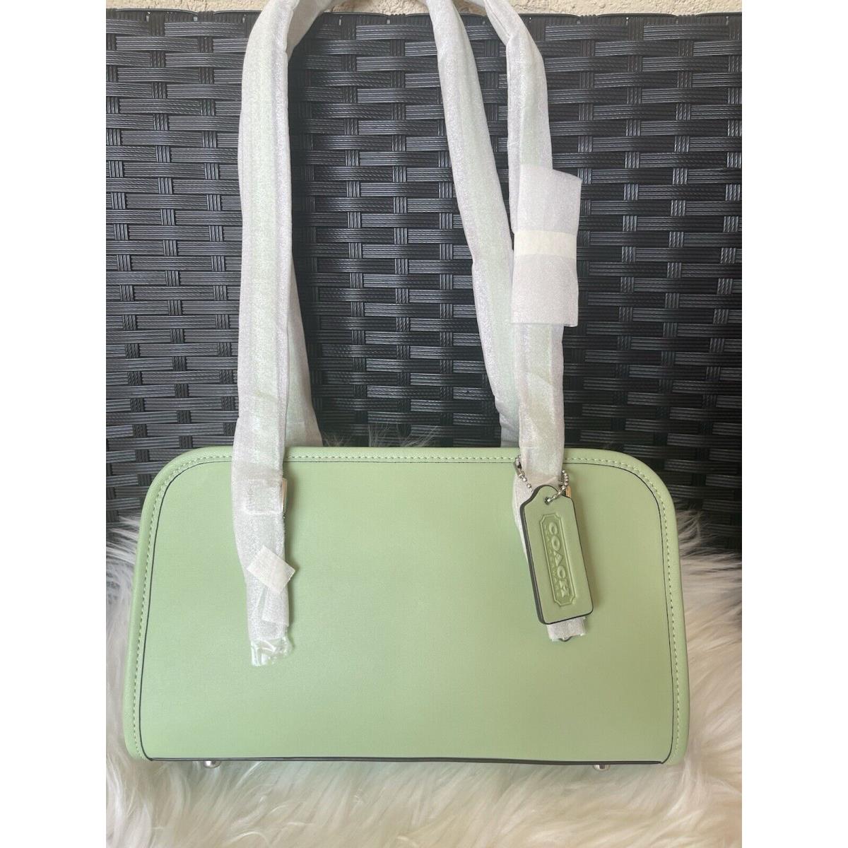 Coach 1941 Swing Zip Shoulder Bag Glovetanned Leather CM565-Pale Pistachio