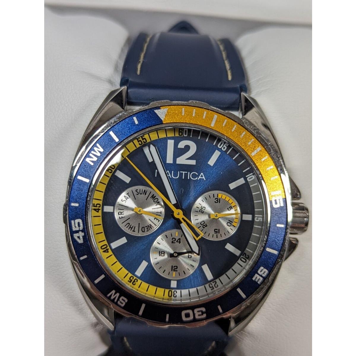 Nautica N09915G Mens Day Date Rotating Bezel Blue Silicone Band Watch 8 Inch