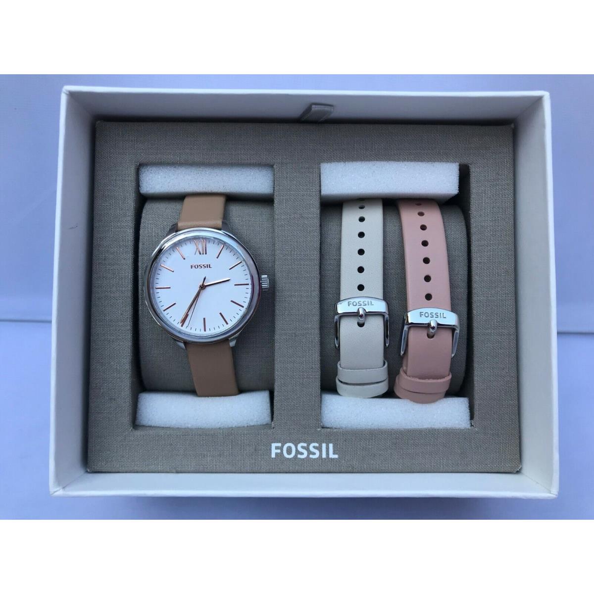 Fossil Suitor Silver White Dial Leather Strap Watch Gift Set BQ3416SET