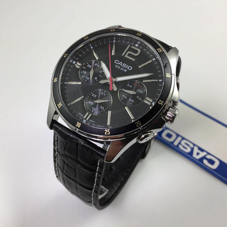 Men`s Casio Classic Day and Date Steel Watch MTP1374L-1A MTP-1374L-1A