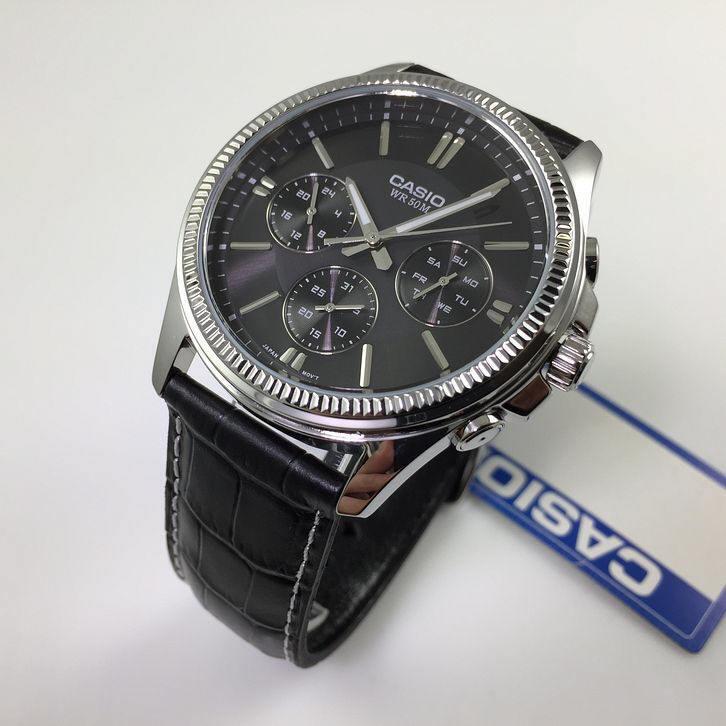 Men`s Casio Classic Day and Date Steel Watch MTP1375L-1A MTP1375L-1AV