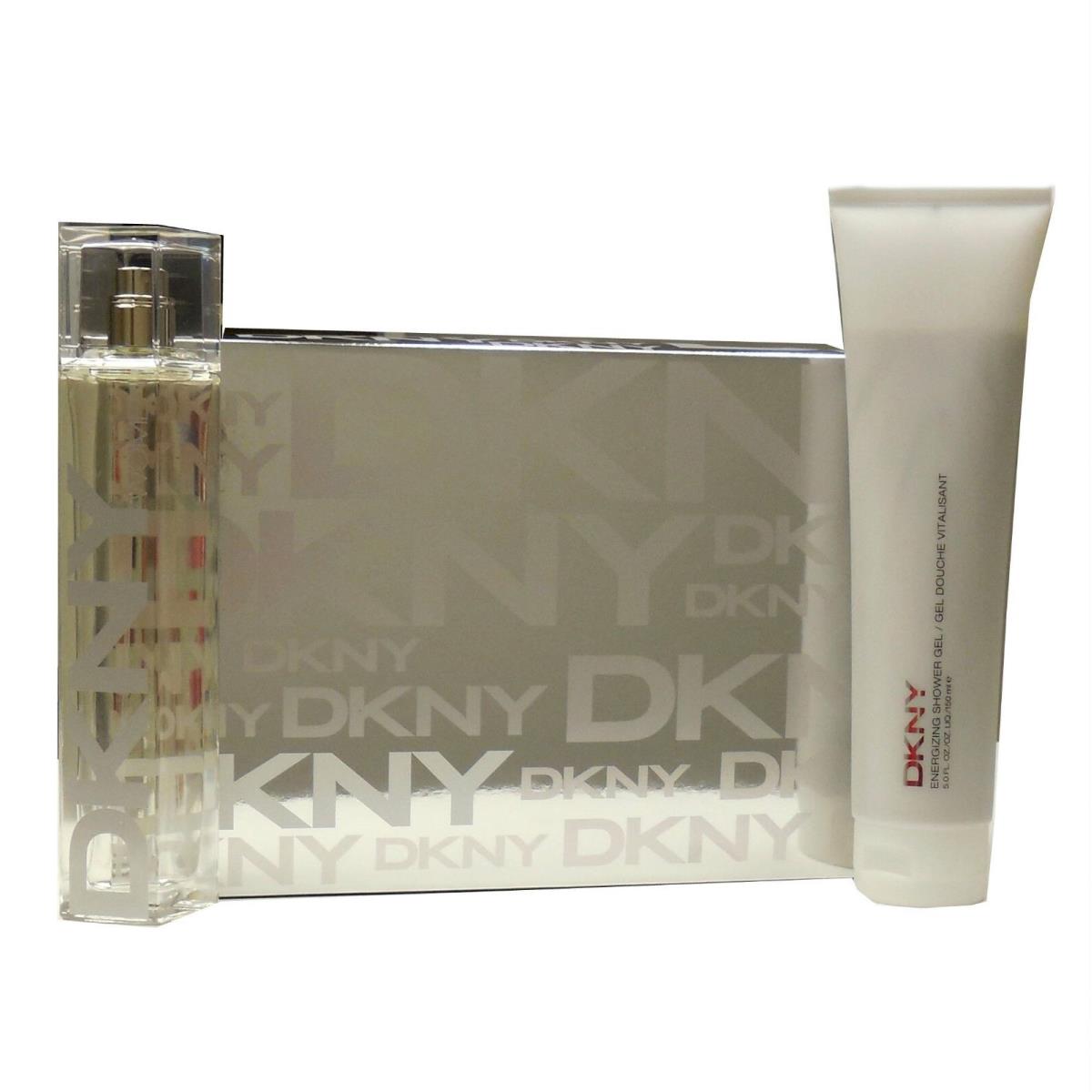 Donna Karan Dkny City Chic Gift Set with Energizing Eau DE Toilette Spr 50ML