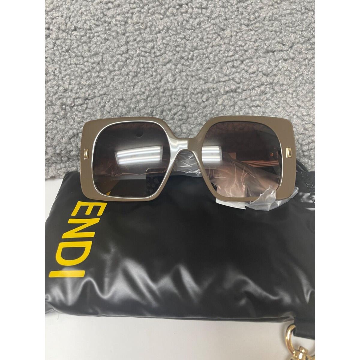 Fendi Oversized Square Sunglasses Havana / Brown FE40036UW5350F