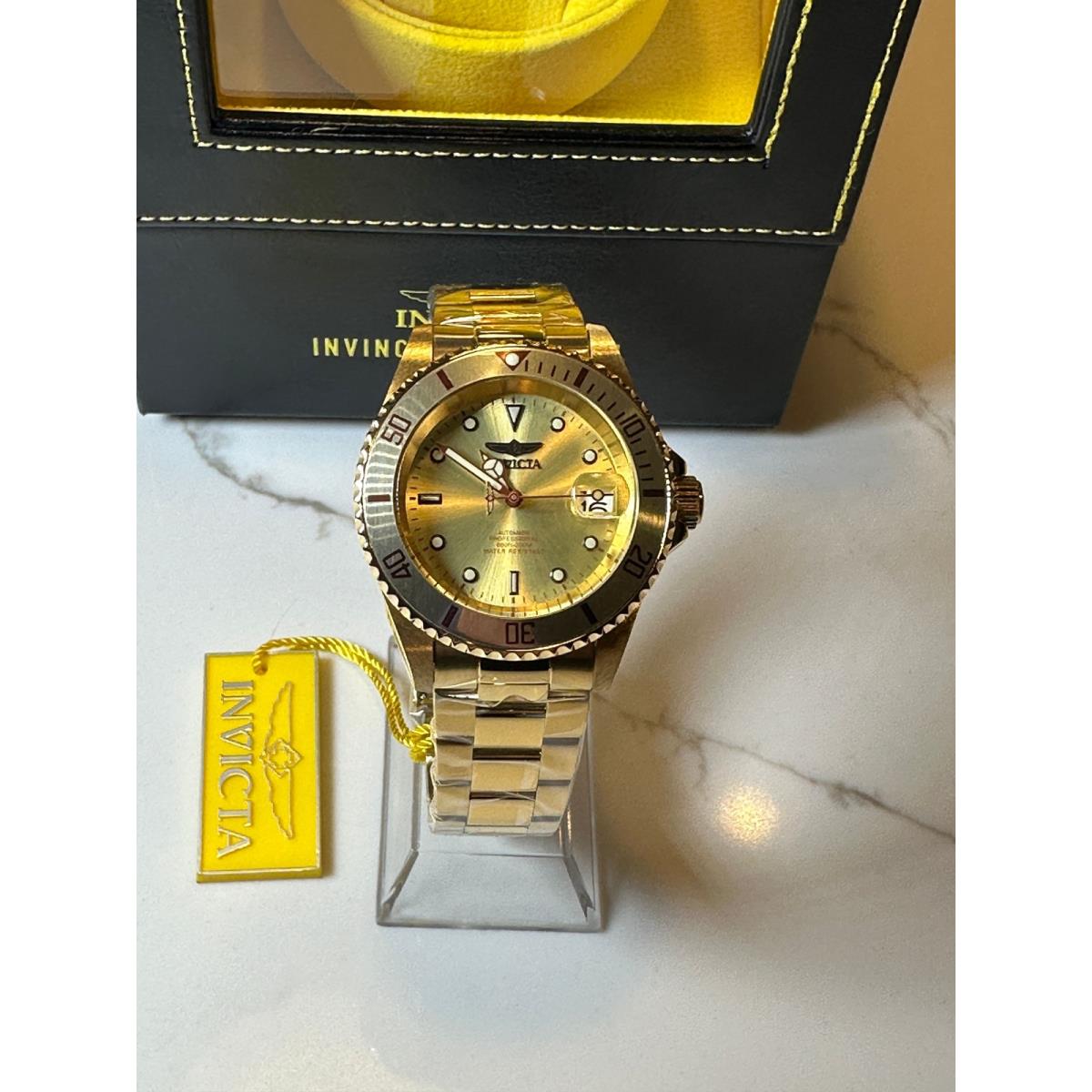 Invicta Pro Diver Automatic Men`s Watch 40mm Gold w/ 1 Slot Watch Winder