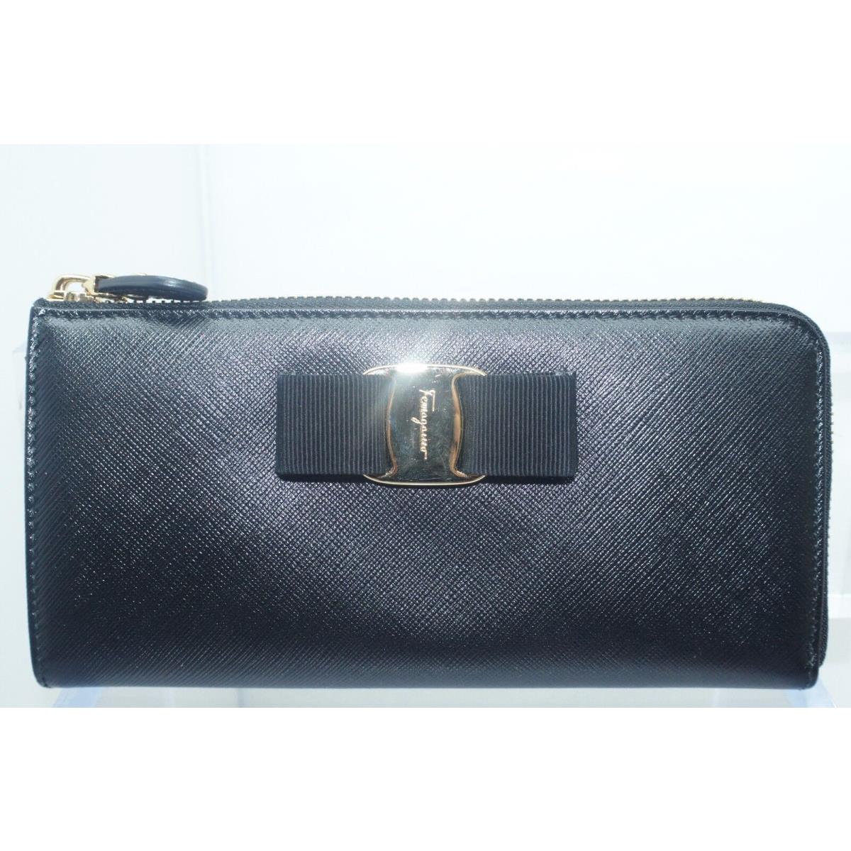 Salvatore Ferragamo Women`s Wallet Vara Bow Black Continental