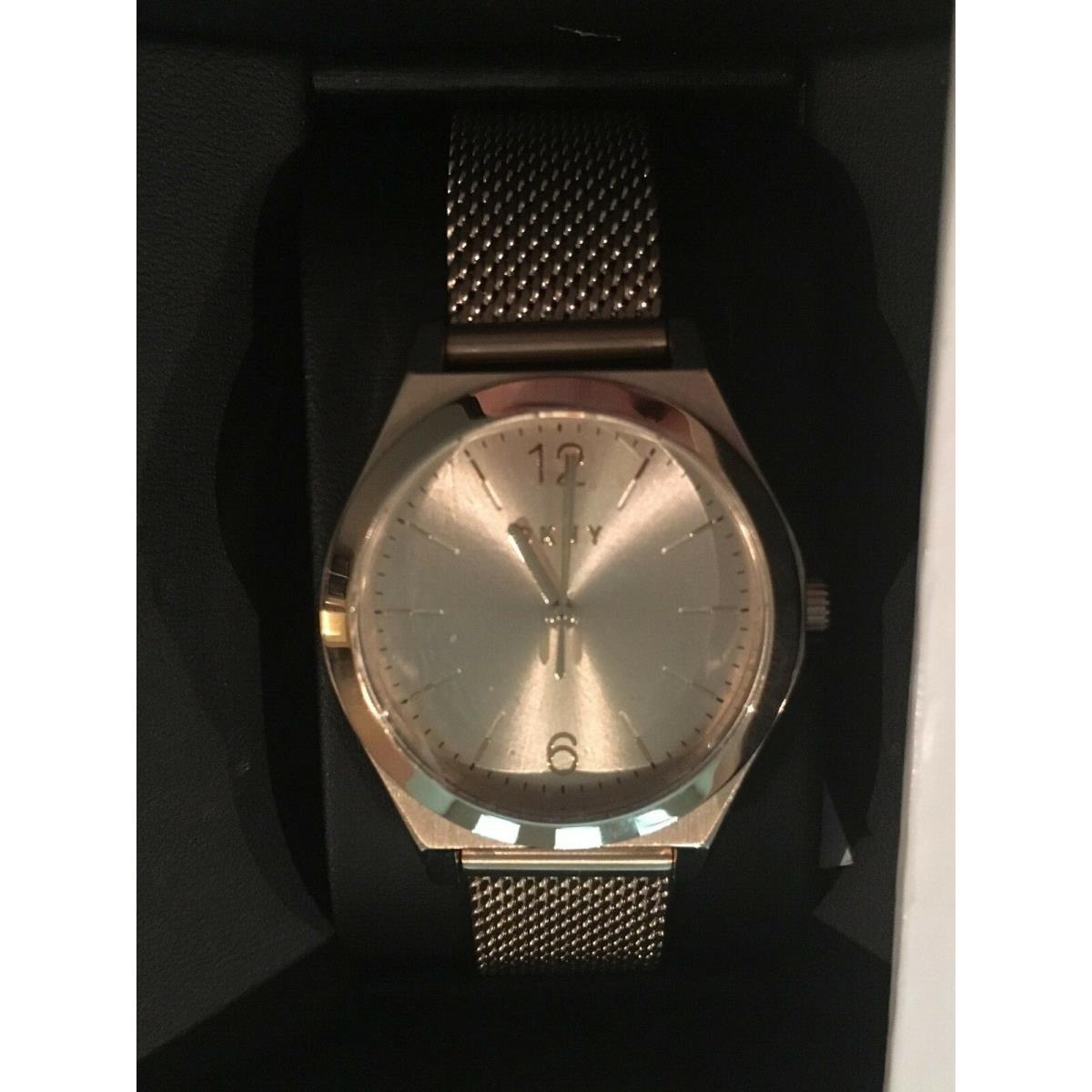 Dkny Small Elegant Gold Mesh Chain Watch w/ Gold Face