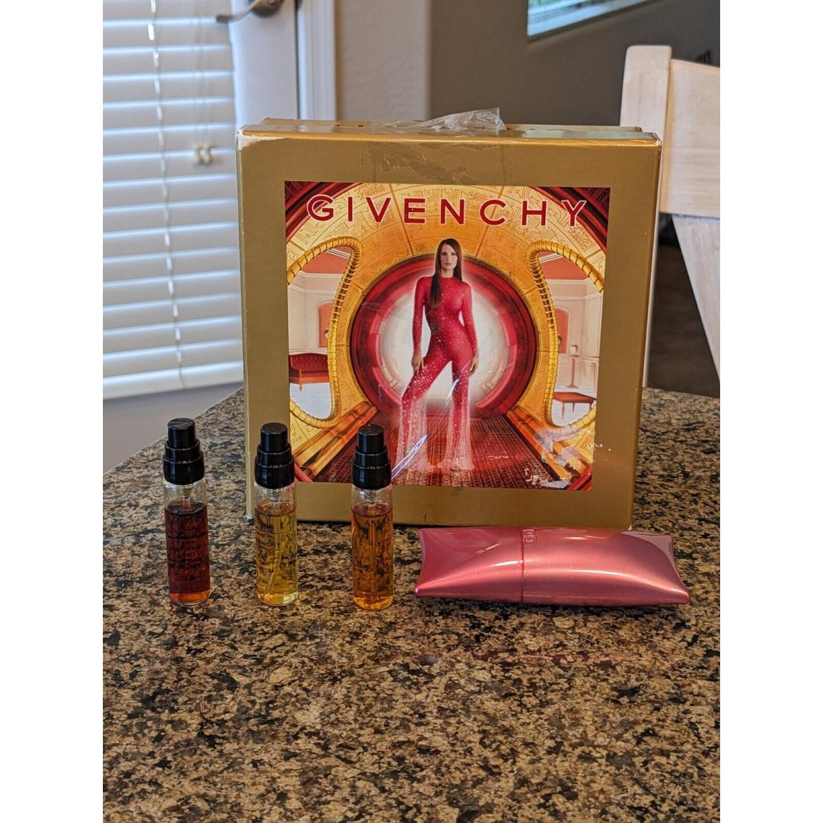 Givenchy 4 x 5ml .17oz Organza Hot Couture Amarige Purse Spray Travel Set