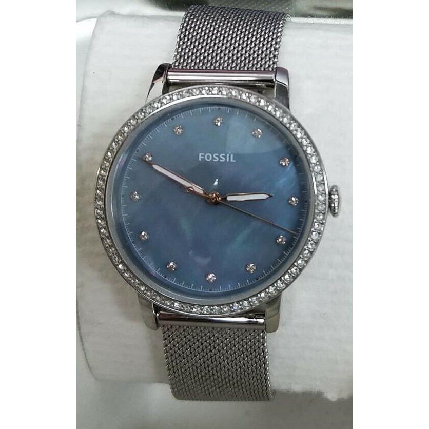 Fossil Women`s Neely Turquoise Mother of Pearl Mesh Bracelet Watch ES4313