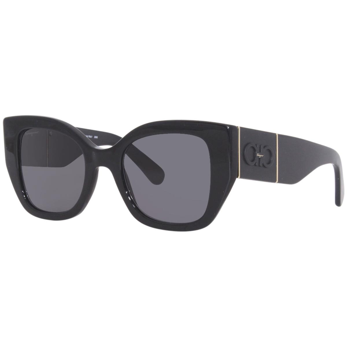 Salvatore Ferragamo SF1045S 001 Sunglasses Women`s Black/grey 51mm