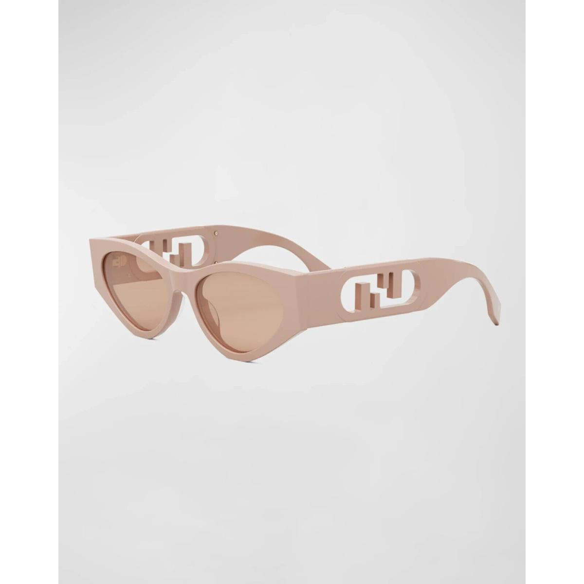 Fendi O`lock Monochrome Acetate Cat-eye Sunglasses W/tax