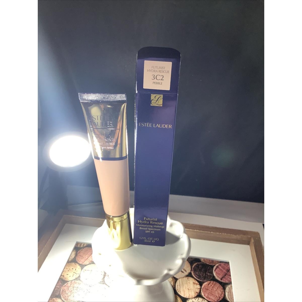 Estee Lauder Futurist Hydra Rescue Moisturizing Makeup Spf45 Shade 3C2 Pebble