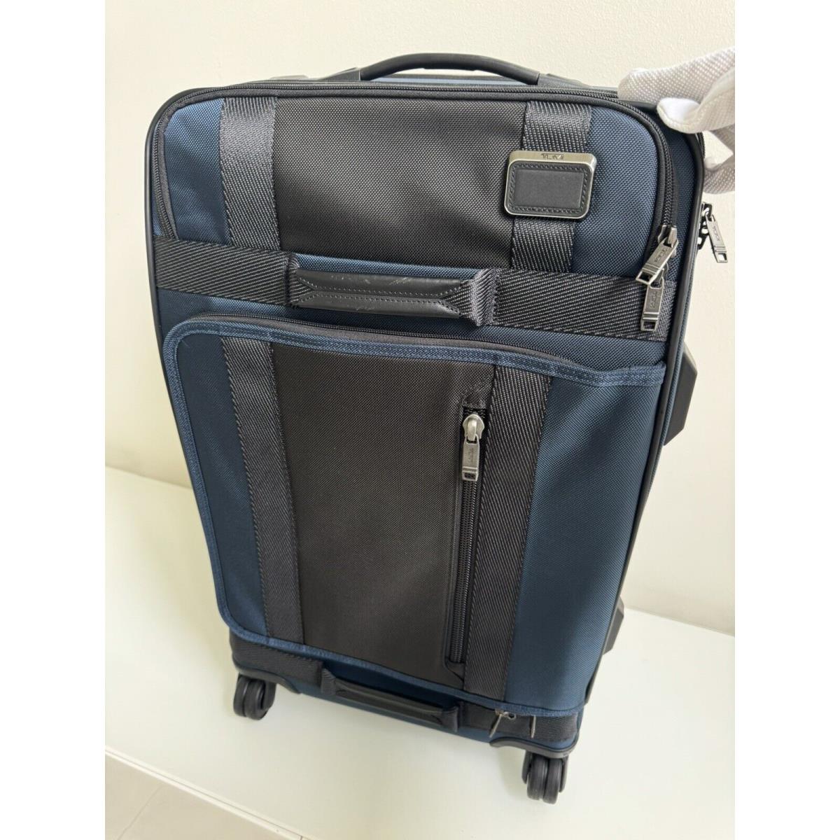 Tumi Short Trip Expandable 4 Wheeled Packing Case