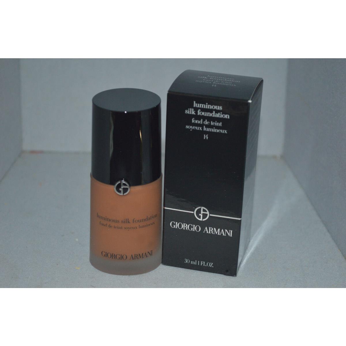 Giorgio Armani Luminous Silk Foundation 14 1oz Boxed