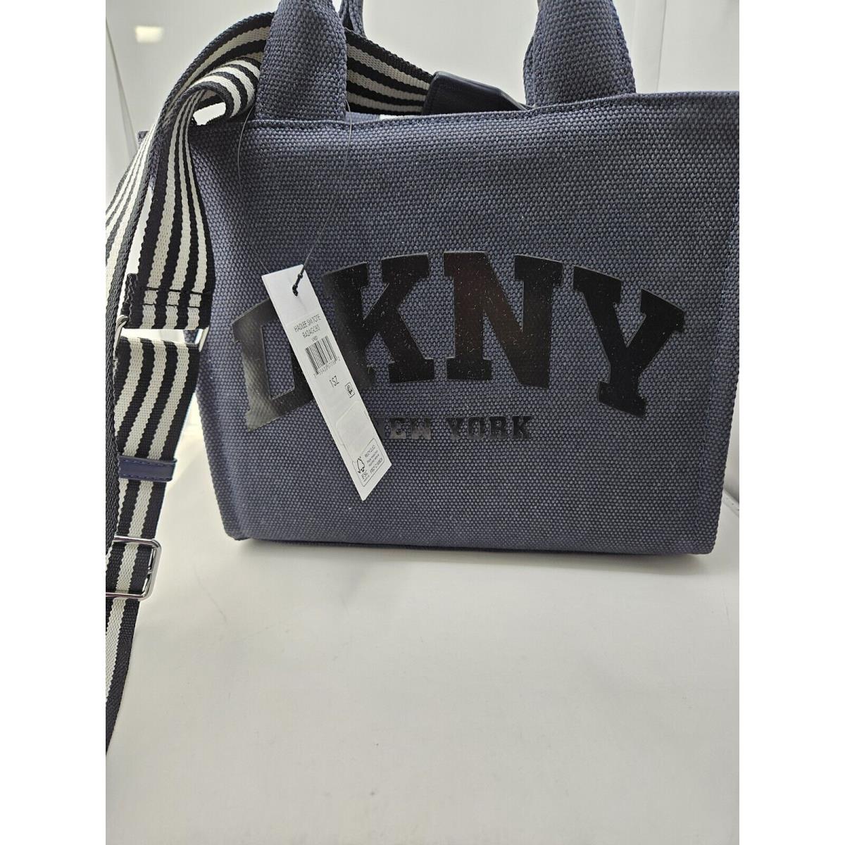 Dkny Hadlee Logo Tote Small 98