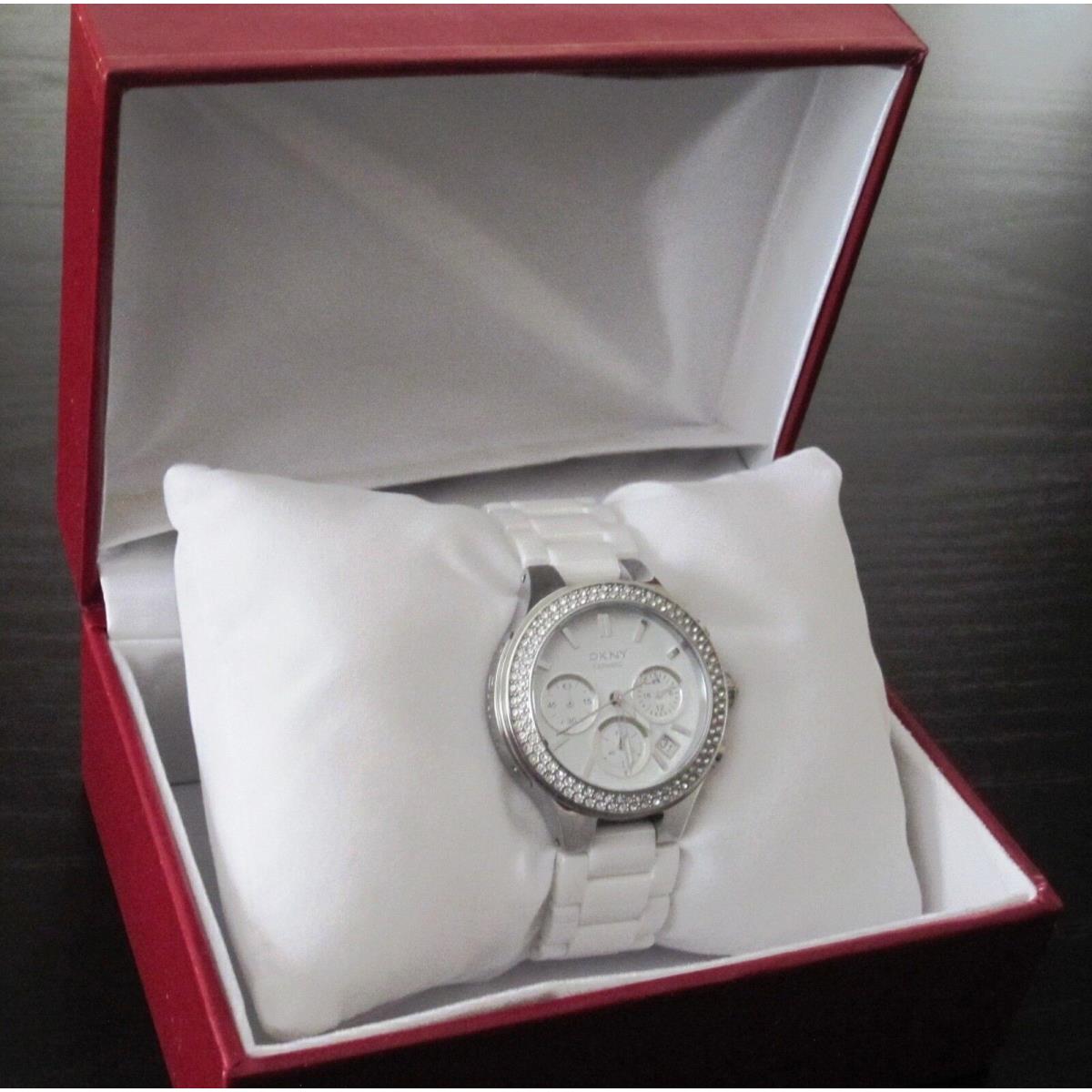 Dkny Silver-tone Glitz White Ceramic Chronograph Watch NY4985