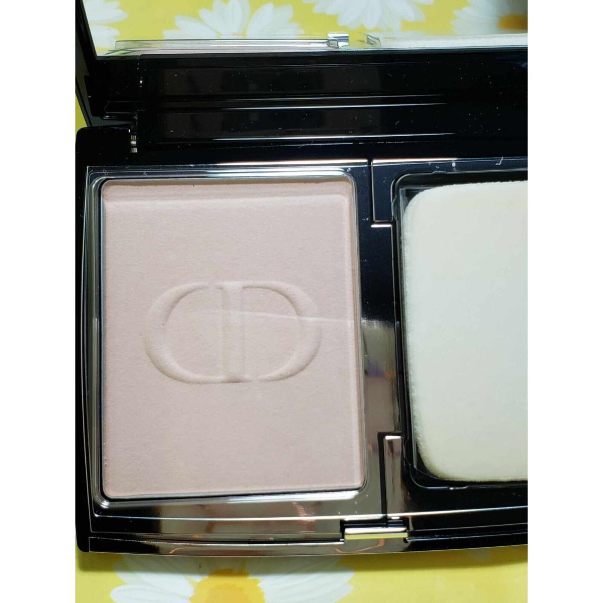 Dior Forever Natural Velvet Long Wear Compact Foundation 4N Neutral 0.35oz