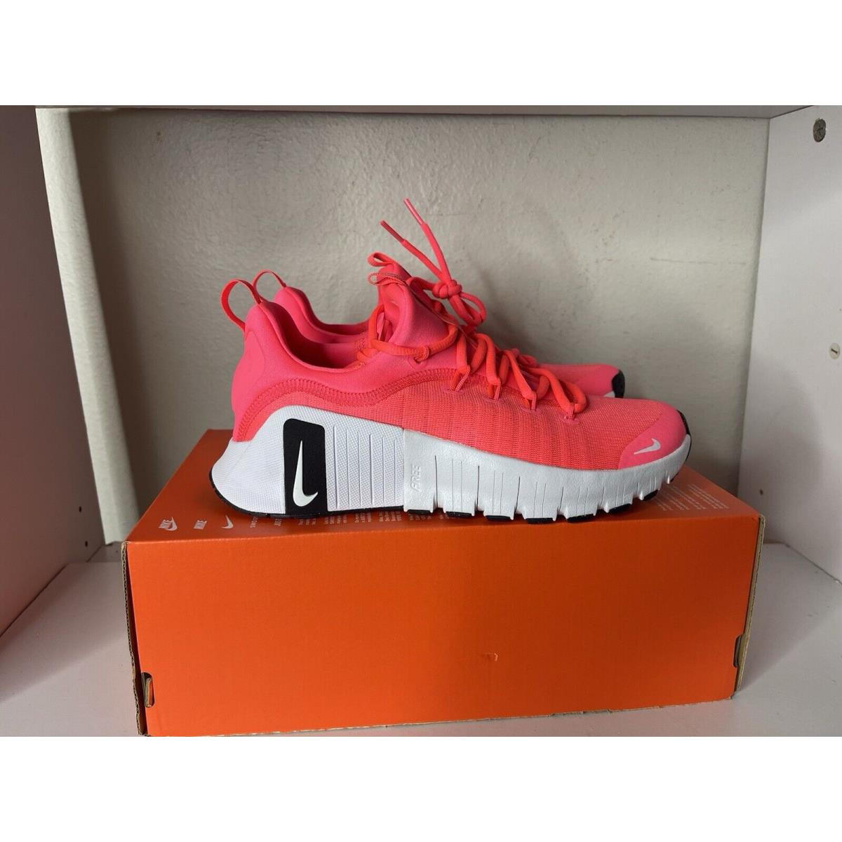 Women`s Sz 10 Nike Free Metcon 6 Hot Punch Red White Black FJ7126-600 Crossfit