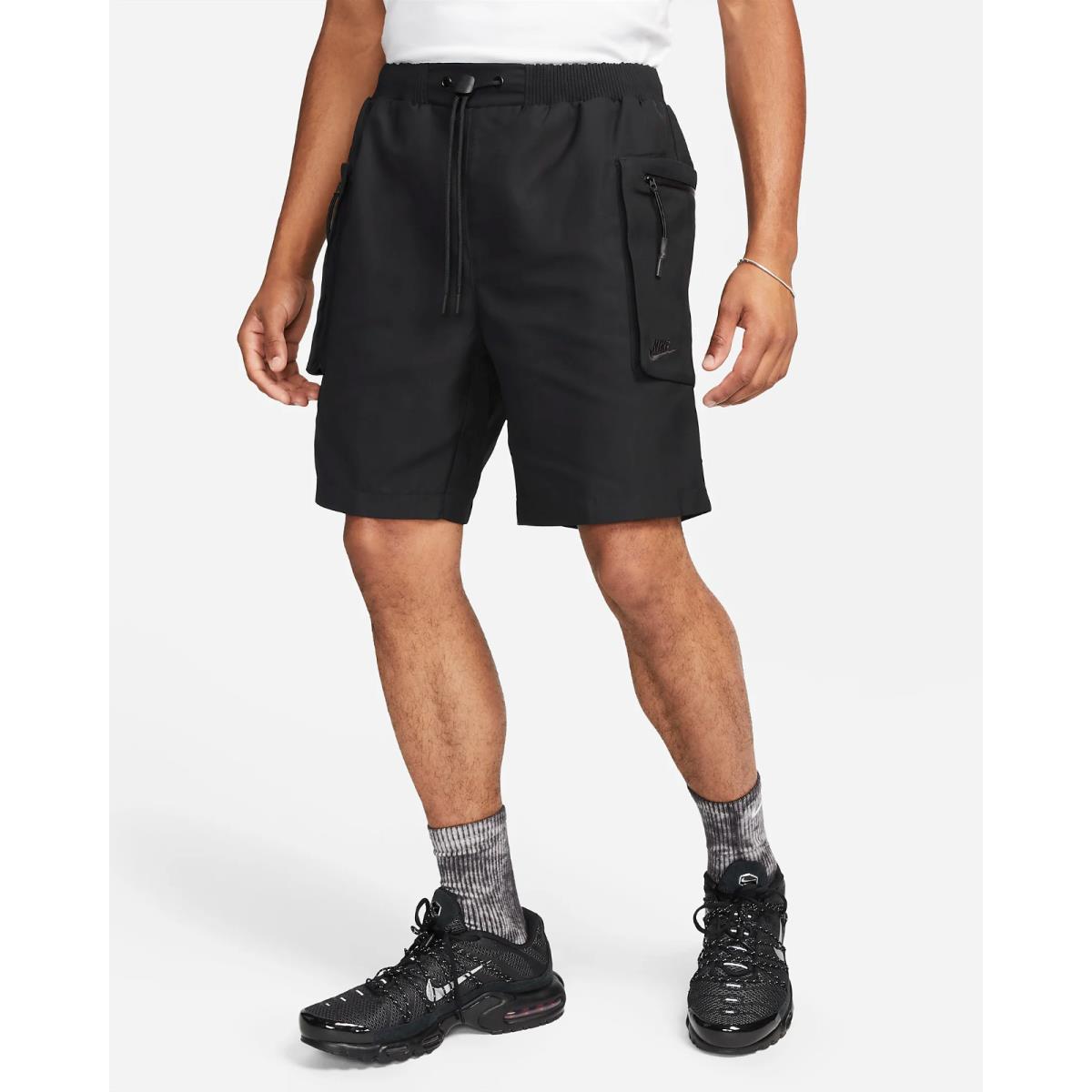 Nike Sportswear Tech Pack Shorts Woven Utility FB7528-010 Black Mens Size Large