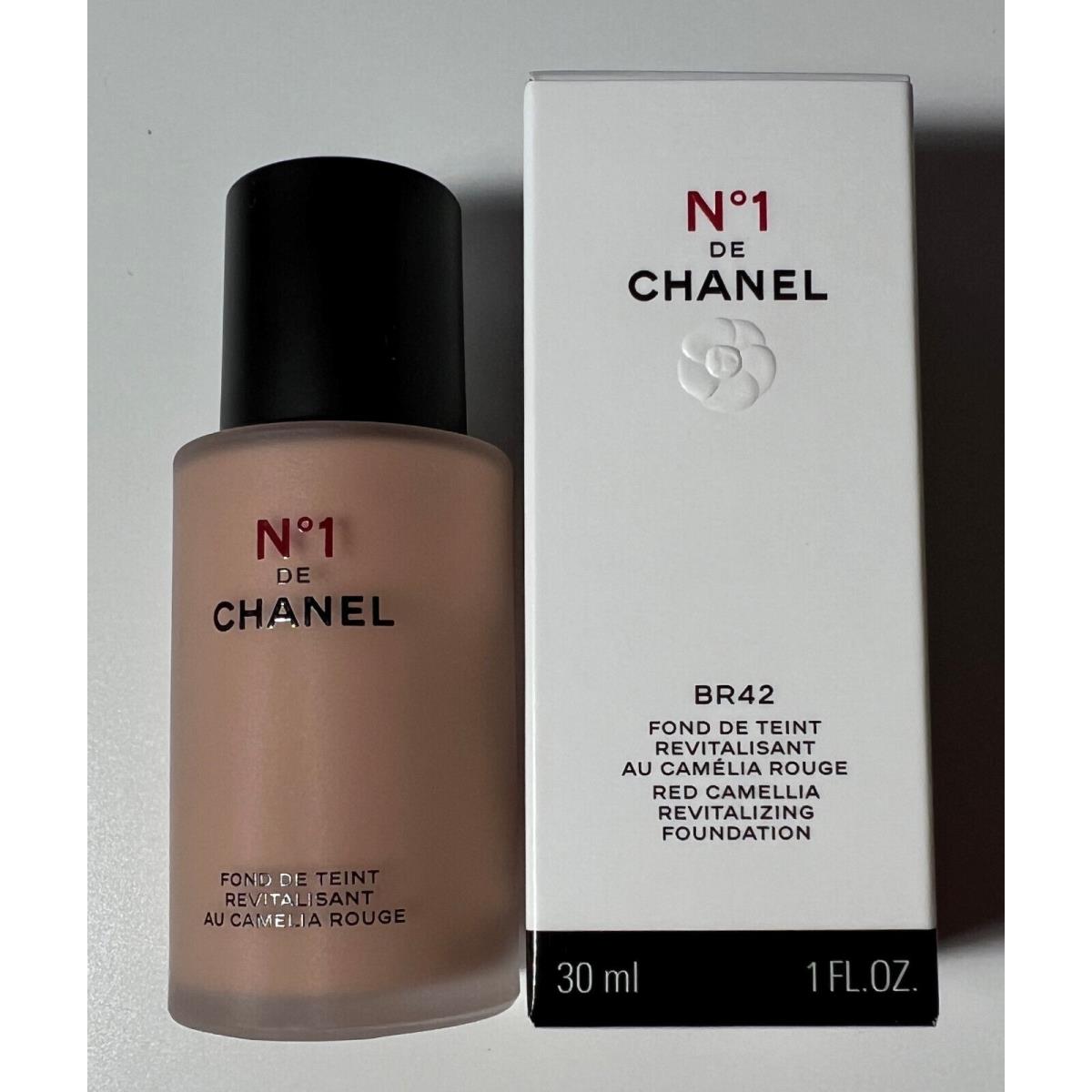 Chanel BR42 No1 De Chanel Red Camellia Revitalizing Foundation