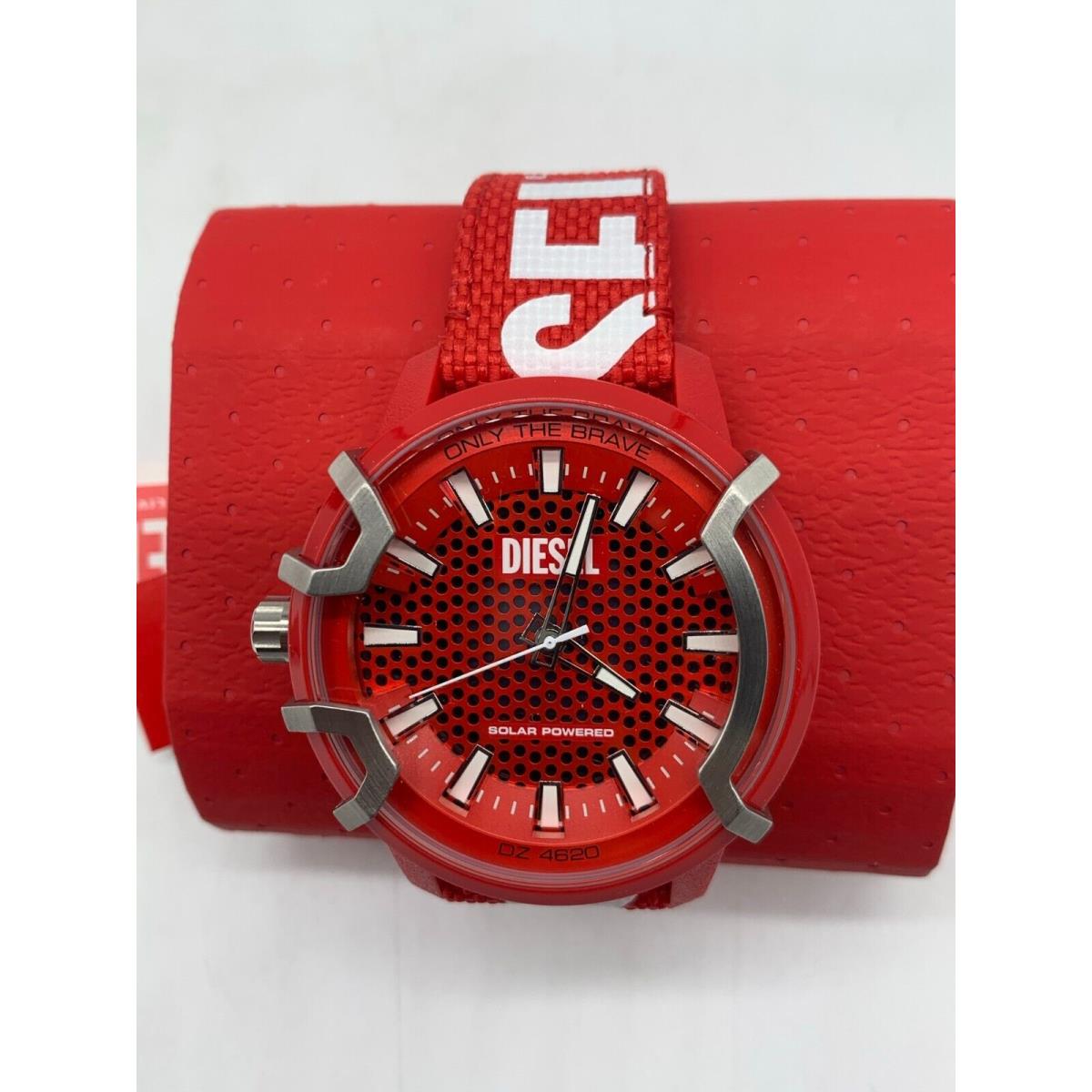 Diesel Watch DZ4620 Red/white Belt Red/silver Dial