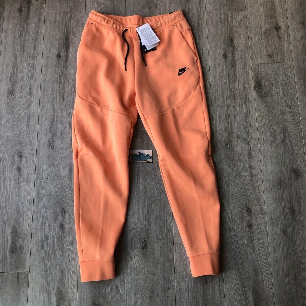 Nike Sportswear Men`s Tech Fleece Washed Joggers Orange Frost CZ9918-835