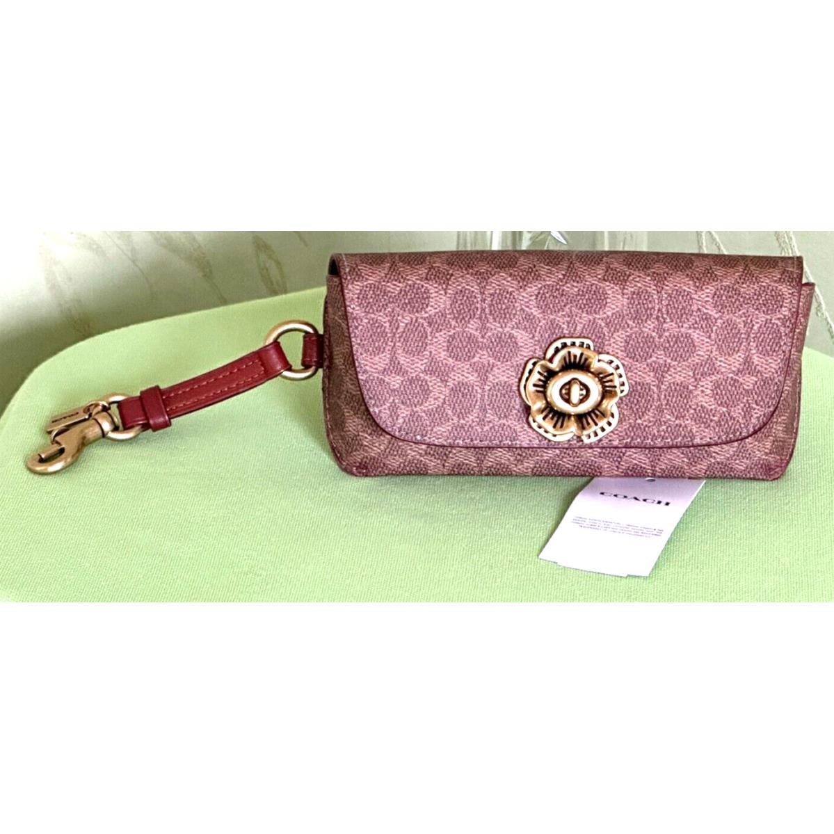 Coach Sunglass Case Bag Charm Signature with Tea Rose Turnlock:nwt 89408