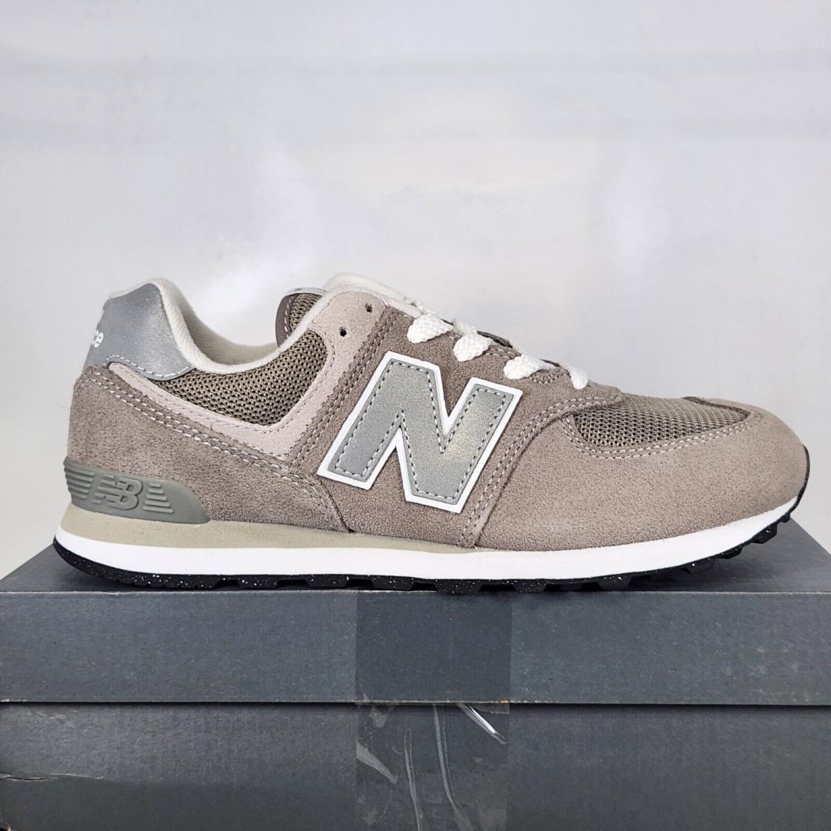 Size 4 Big Kids - New Balance 574 Core - Grey / White - GC574EVG