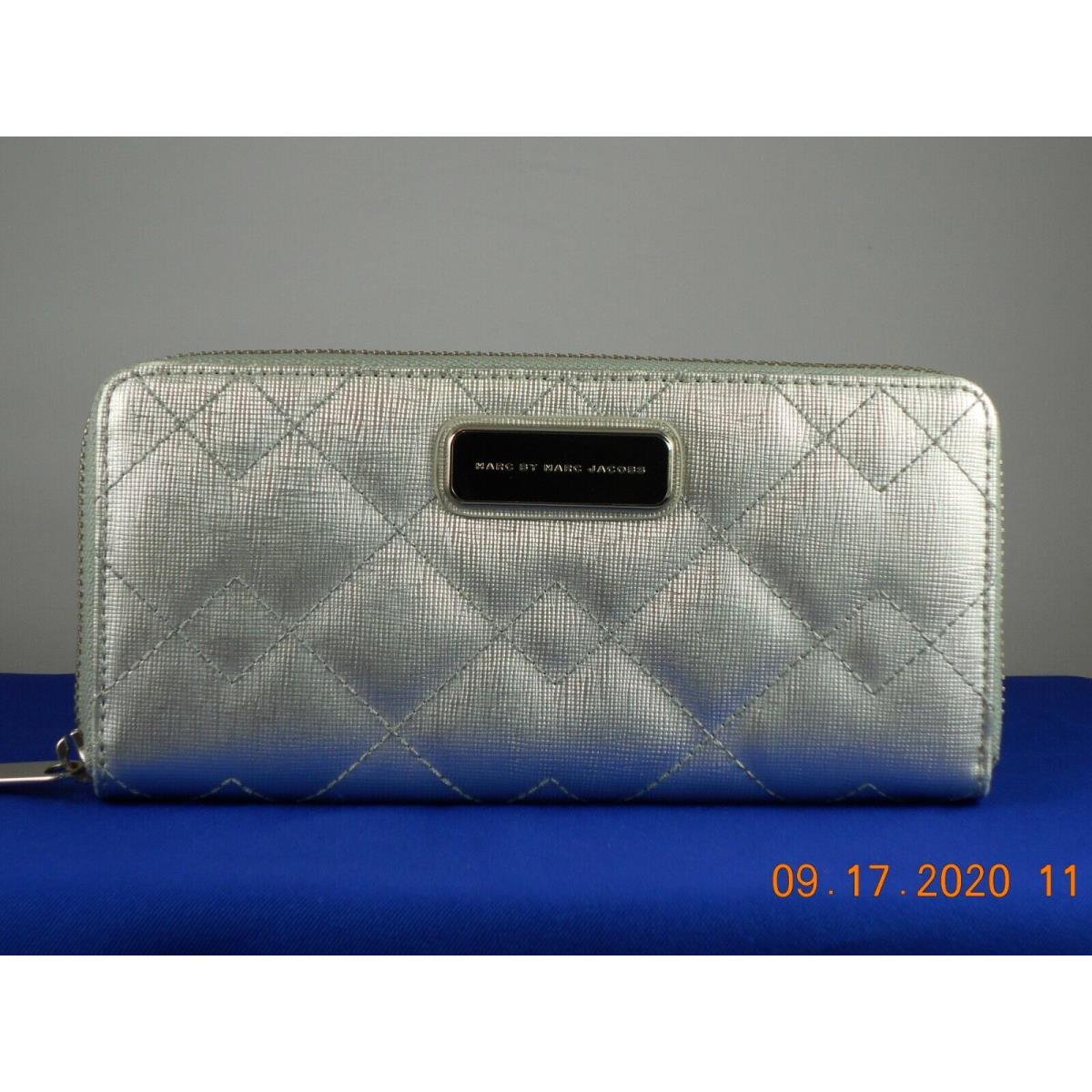 Marc by Marc Jacobs Metallic Silver Sophisticato Quilted Zip Around Wallet