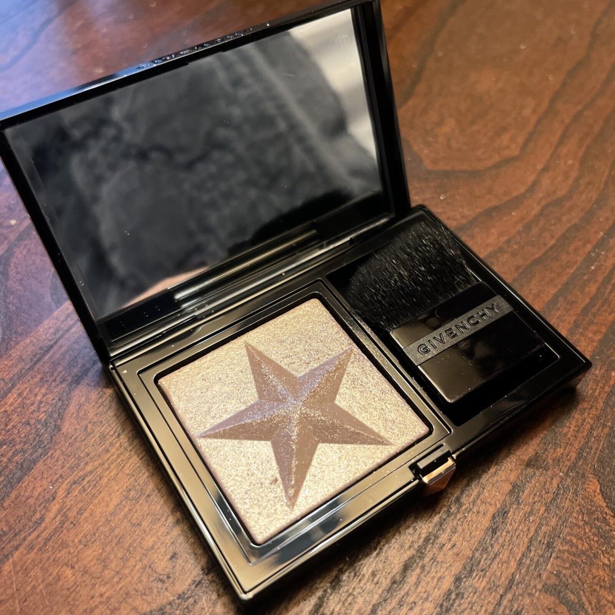 Givenchy Mystic Glow Powder Wet Dry Highlighter 01 Mystic Pink