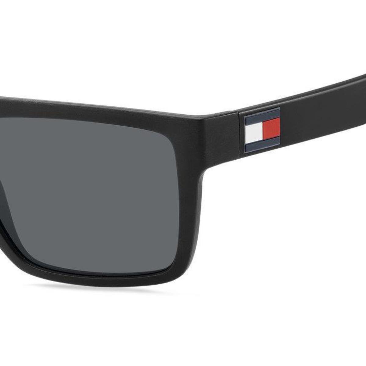 Tommy Hilfiger sunglasses  - Frame: Multicolor, and size: 003 size 56 black 0