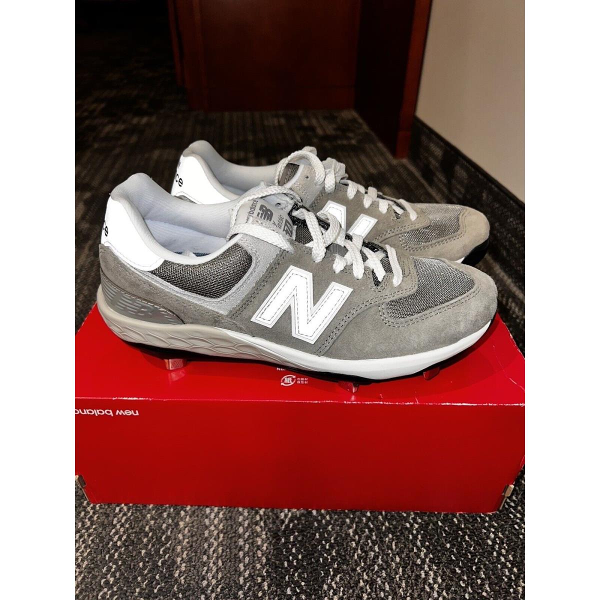 New Balance Fresh Foam 574 Grey PL574G1 Men`s Sz 6.5 Womens Sz 8 Baseball Cleats