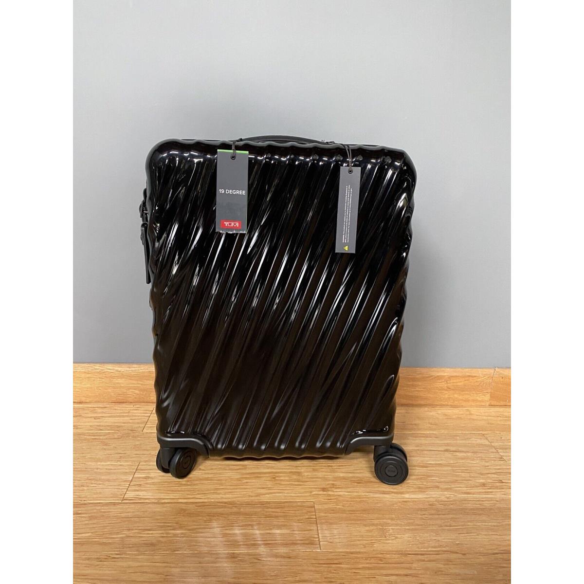 Tumi 19 Degree Continental Expandable 4 Wheeled Carry On 139684-1041 Luggage