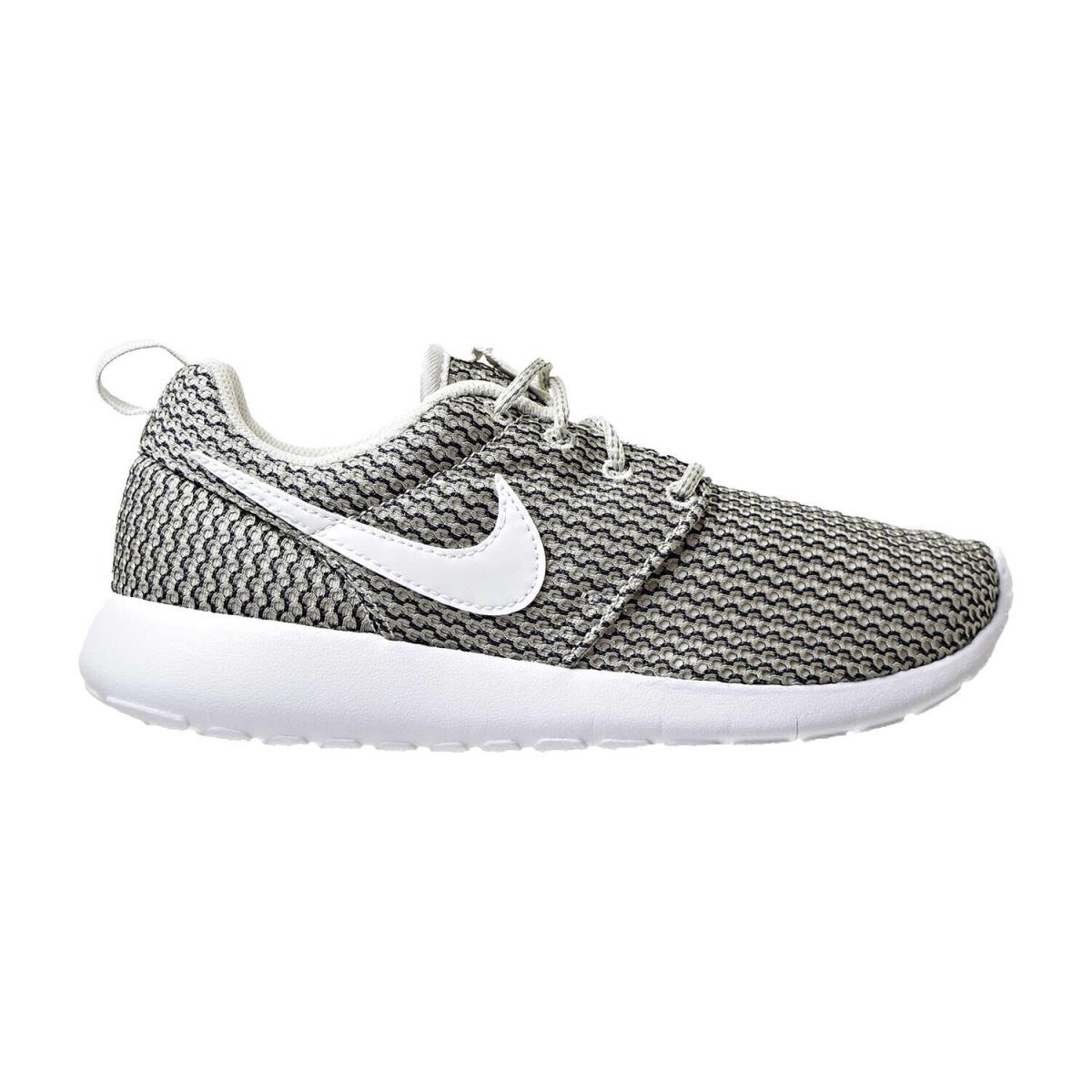 Nike Roshe One Big Kid`s GS Shoes Light Bone-white-cobble Stone 599728-041 - Light Bone/White/Cobble Stone