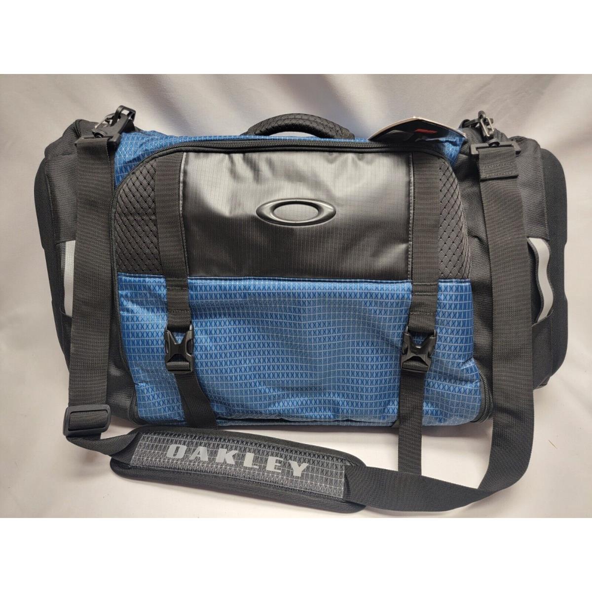 Oakley Link Duffel Bag Travel Multi Sports Gym w/ Shoe Compartment 92911-6A1