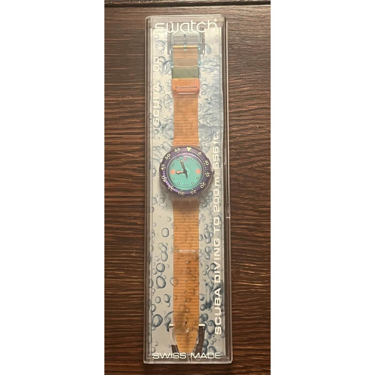 Vintage 1991 Swatch Scuba 200 Medusa SDK102 Orange Watch - Excellent