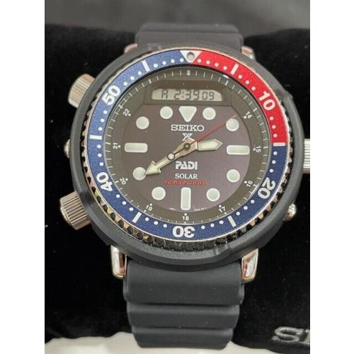 Seiko Prospex Solar Hybrid Divers 200M Men`s Watch SNJ027