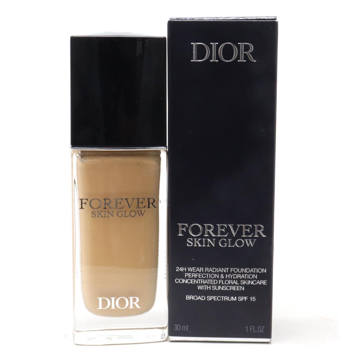 Dior Forever Skin Glow Hydrating Foundation 1.0oz/30ml 2W Warm/Glow SPF 15