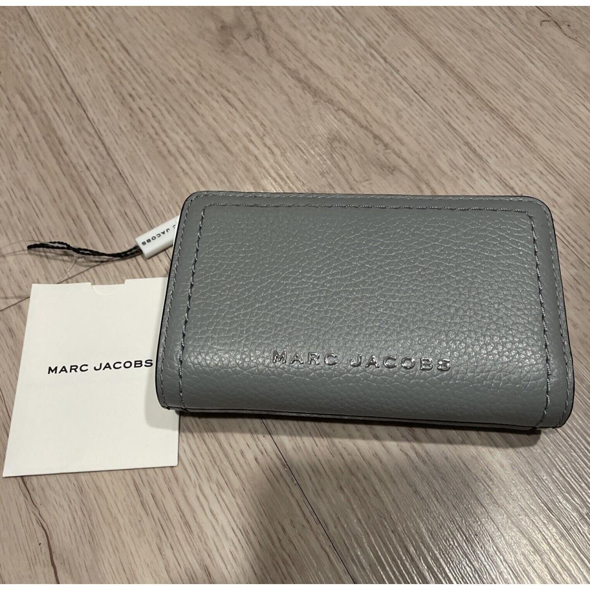 Marc Jacobs Rock Grey Leather Bifold Zip Wallet