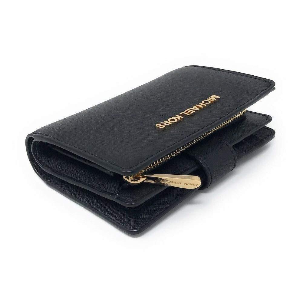 Michael Kors Women`s Bifold Wallet Black Saffiano M