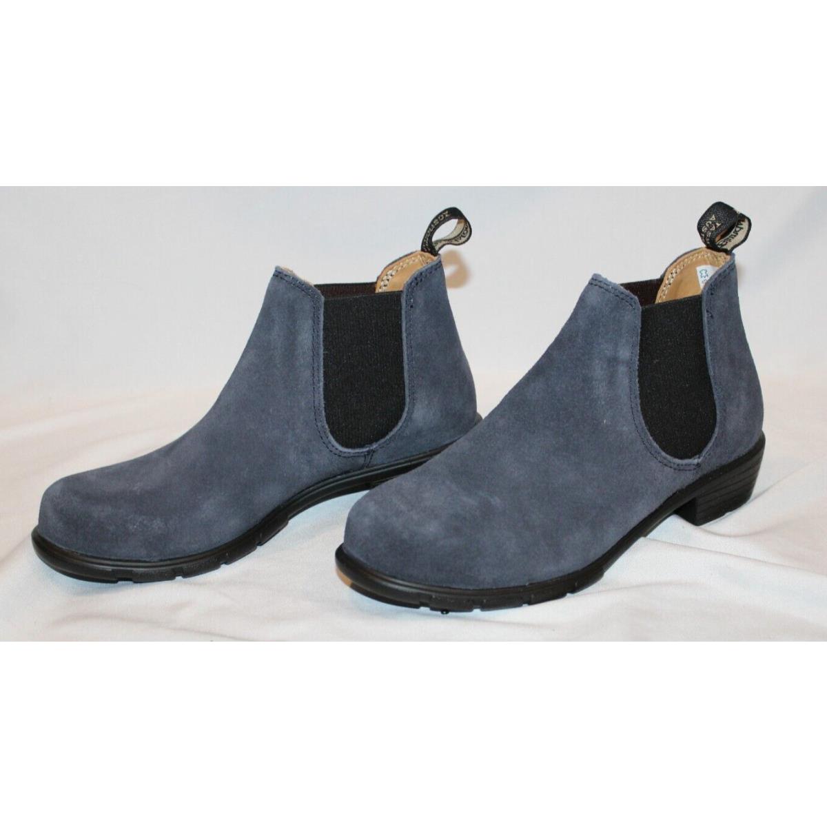 Blundstone 2174 Low Heel Short Chelsea Boots Womens Size 7 US Blue Suede