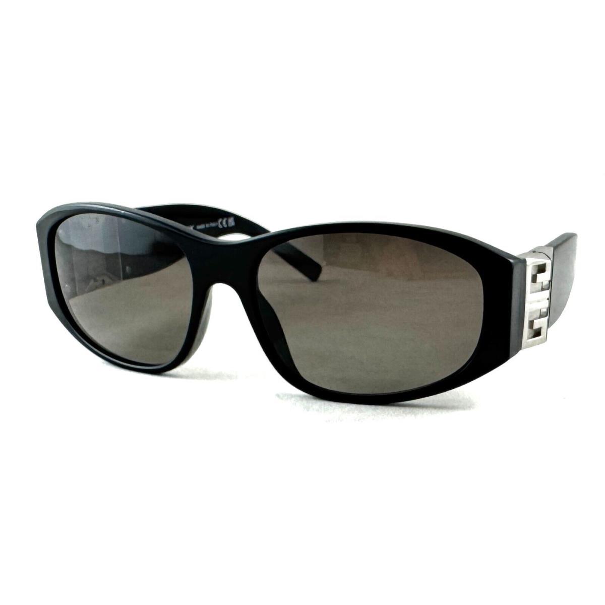 Givenchy GV40054I GV 40054I 01B Black/silver Sunglasses 58-16-125