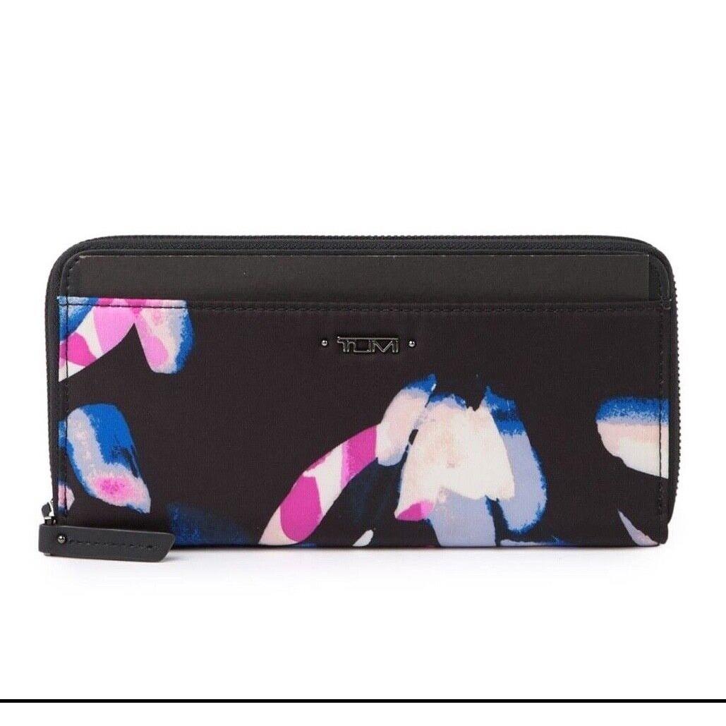 Tumi Vista Zip-around Wallet 120792-7709/120791-7706/120791-1041/120792-8303 Himalayan Sky Print