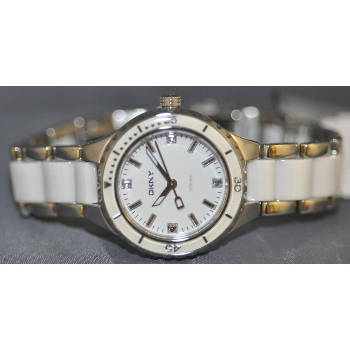 Dkny Ladies White Dial Crystal Accent White Ceramic Steel Watch NY8498