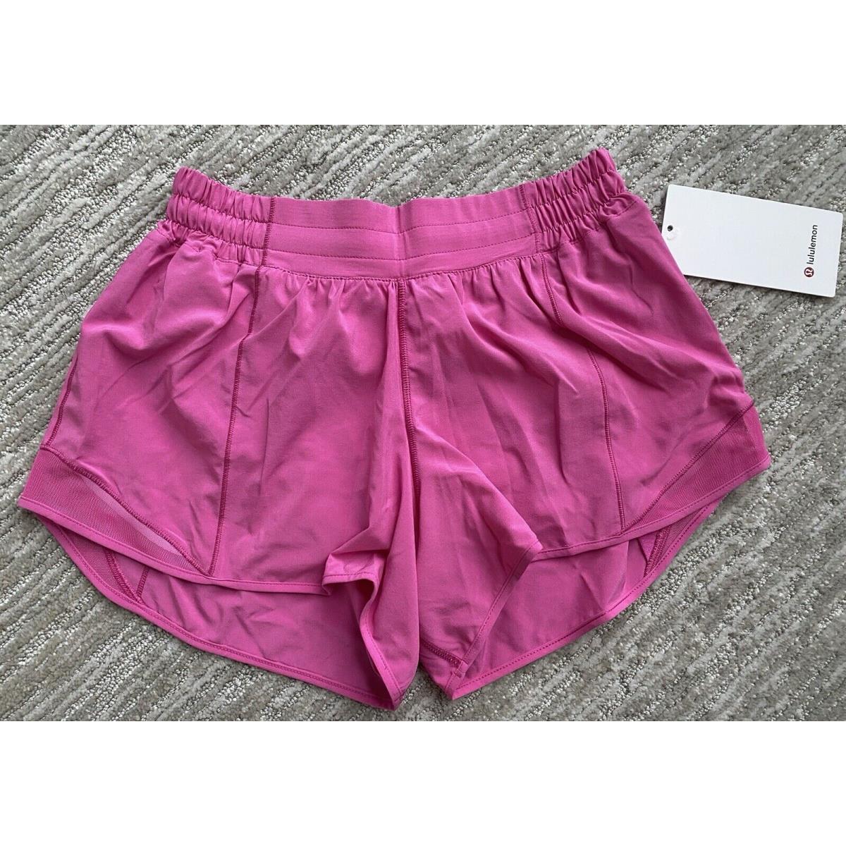 Lululemon Hotty Hot Low Rise Shorts 4 Lined Size 8 Sonic Pink