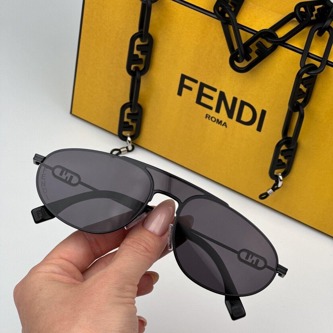 Fendi FE40072U-Y 01A Black Dark Grey Chain Aviator Unisex Sunglasses