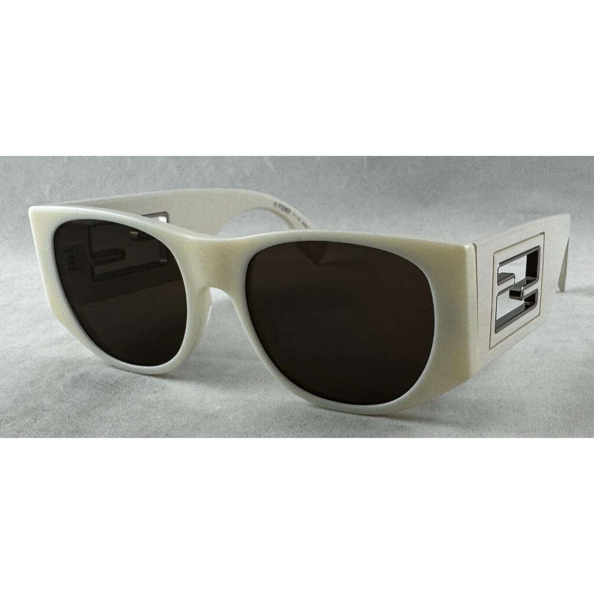 Fendi FE40109I FE 40109I 25E Cream / Light Brown Sunglasses 54-18-145