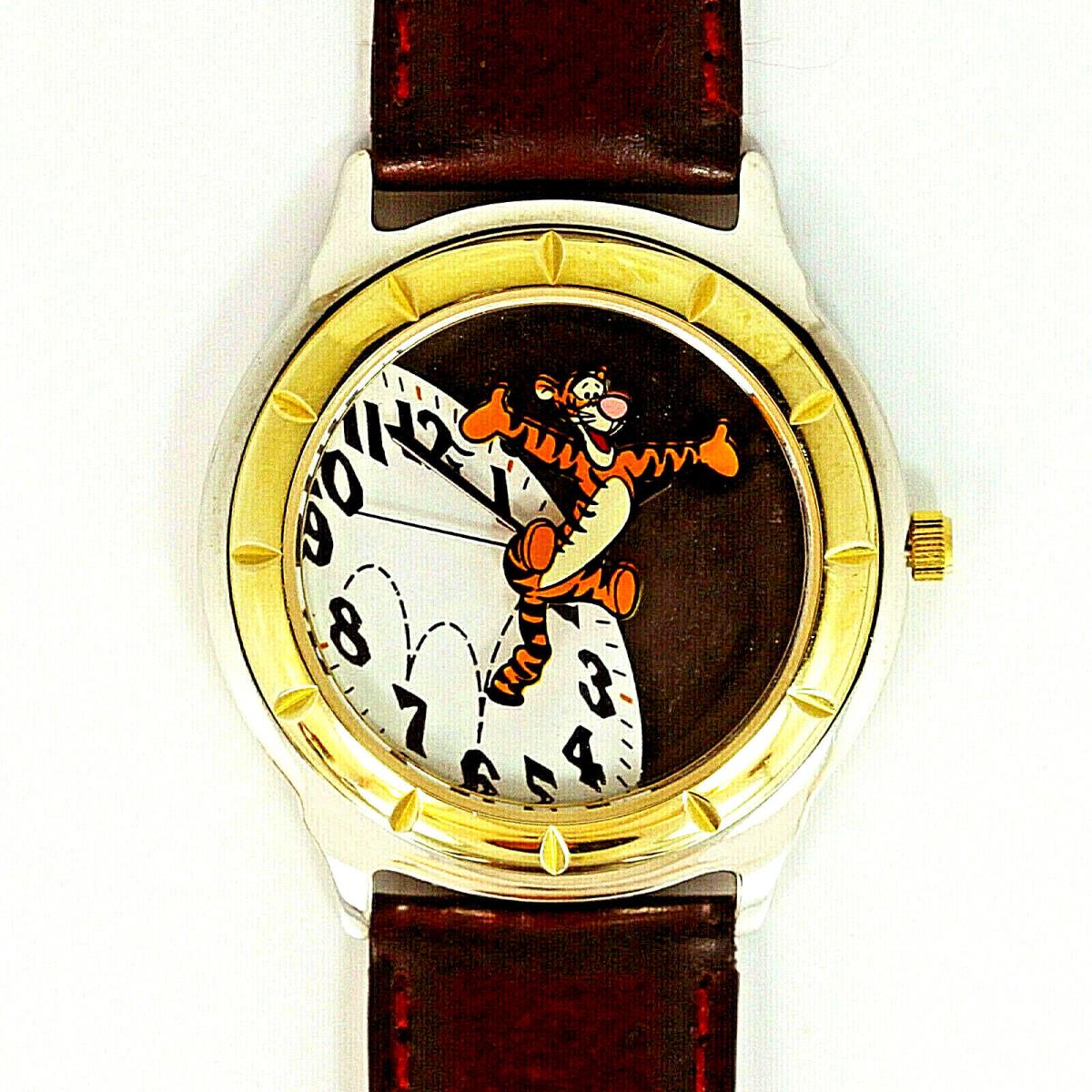 Men`s Fossil Disney Tigger Jumping From Clock 3-D Look Unworn Watch